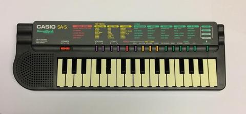 Old retro Casio keyboard