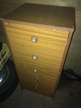 Free tall chest of drawers