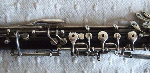 Armstrong (USA) oboe - English thumb plate system, good condition