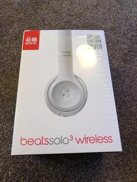Beats by Dr. Dre Solo3 Wireless On-Ear Headphones Silver - seal broken, but they are brand new