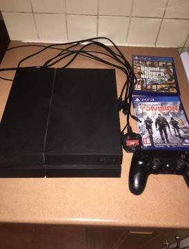 PS4 and two games