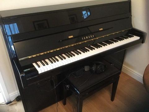 YAMAHA SILENT PIANO