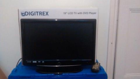 Digitrex 19" Freeview TV and DVD Player