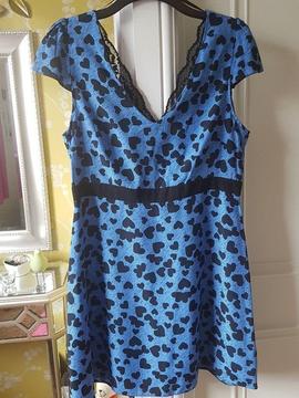 NWT DOROTHY PERKINS SUMMER DRESS SIZE 16