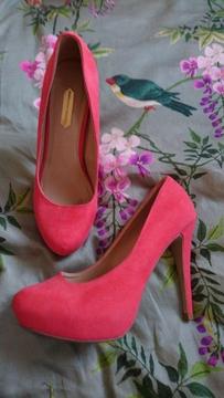 Coral high heel shoes size 6
