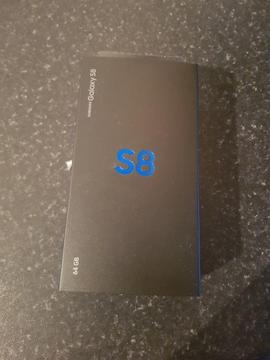 Samsung s8 64gb , 6 weeks old, excellent condition want to swap for iPhone 7/8+