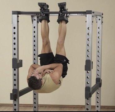 Sit-up boots and bar
