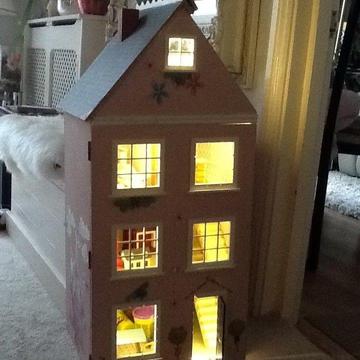 Doll house with lights