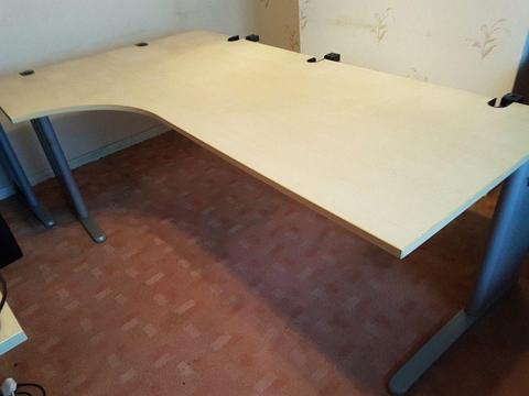 2 metre managers office desk