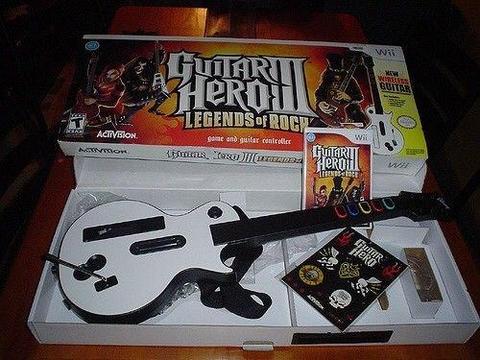 Wii Guitar Hero 3 game and controller