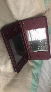 Nintendo DS XL burgundy