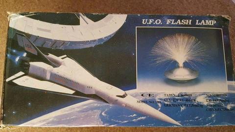 UFO flash lamp & Cosmos