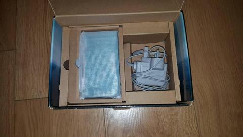 NINTENDO 3DS WITH BOX