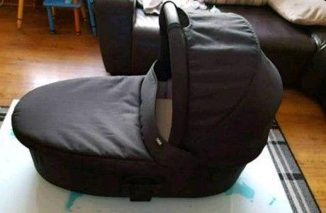 Sola 2 carrycot