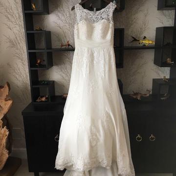 Serenity 3730 wedding dress size 8