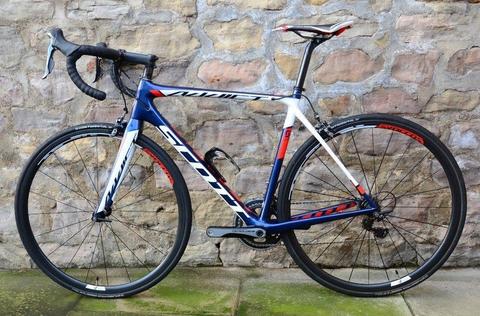 COST £5700. SCOTT ADDICT TEAM ISSUE CARBON ROAD BIKE. PRO LEVEL. DURA-ACE. CARBON WHEELS. ONLY 6.4KG