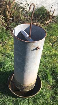 Free to collector metal corn feeder