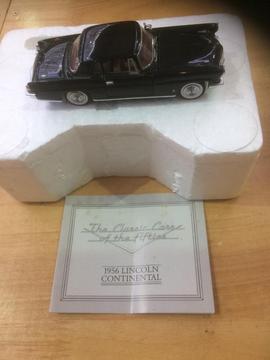 Franklin Mint 1.43 scale 1956 Lincoln Continental diecast model with certificate