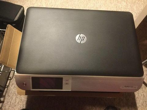 HP envy 5532 wireless all in one printer with lots of ink