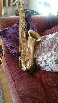 Yamaha 62 tenor sax