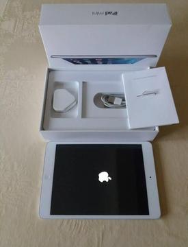 iPad mini silver 16Gb Excellent condition boxed