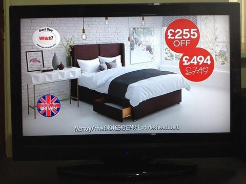 Hitachi 19 Inch HD, LCD TV built in DVD player, Freeview, USB, excellent condition