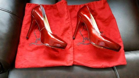 Ladies size 38 (5.5 uk) (red soles)