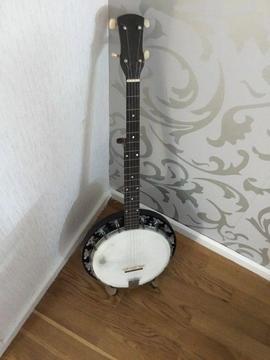 Banjo-5 string banjo with a banjo stand