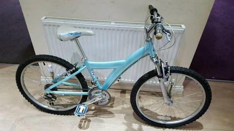 Great 24inch girls raleigh mountain bike in good condition all fully working