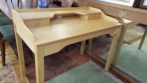 Modern Light Wood Office Desk