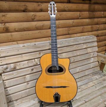 Gitane D500 Gypsy Jazz Guitar in as new condition