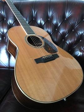 Larrivee L-09 acoustic guitar
