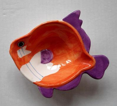 Glazed Ceramic Jewellery Trinket Bowl/Tray; Fish Shape; Handmade; 6 (W). 1.5 ins (H)