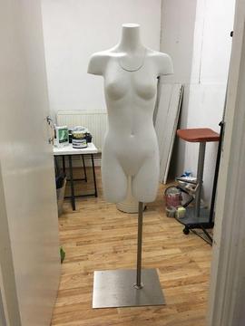 Female ghost mannequin for product photography