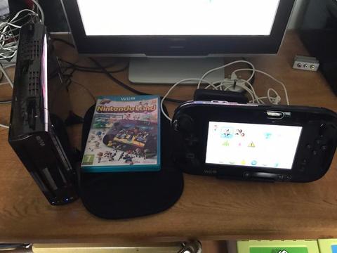 Nintendo Wii u 32gb Console & game