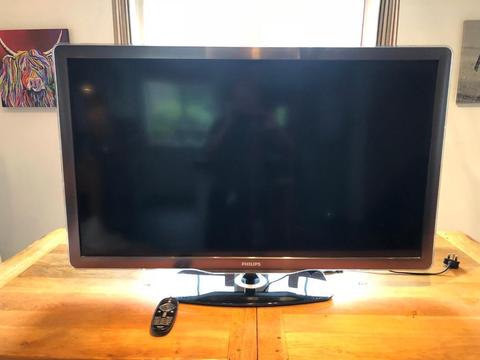 Philips LED 46” TV with Ambilight - £220 or swap for Xbox One S or X 1TB