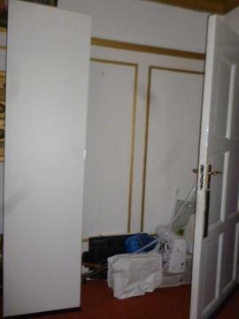 Ikea wardrobe single with 1 gloss door 2 clothes rail shelf