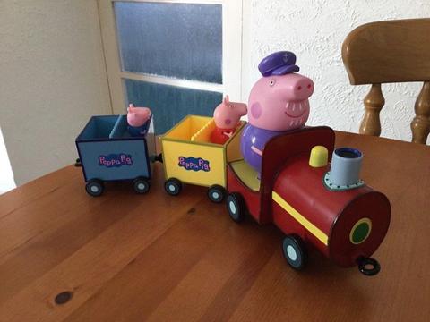 GRANDPA PIG’S MUSICAL TRAIN