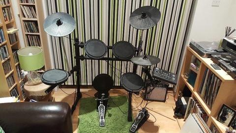 Session pro digital drum kit and gear4music amp
