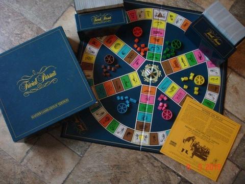 TRIVIAL PURSUIT GENUS EDITION 1983. USED BUT IN GOOD CONDITION. GAME