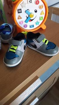 Baby nike trainers size 3.5