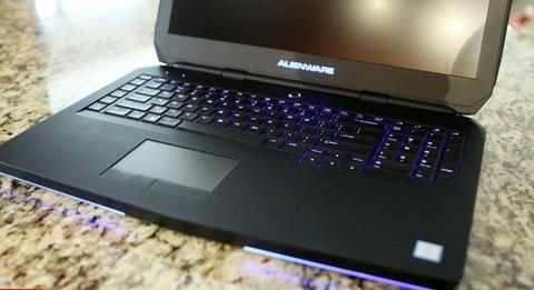 Alienware 17 R3 Boosted Version Laptop (DELL) - seller refurbished