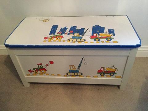 Children’s White Wooden Toy Box / Blanket Box - Nursery Toy Storage Box