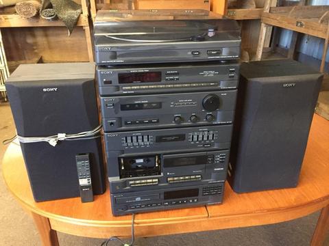 Sony Hi Fi system including record player, delivery available