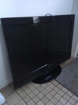 32 inch Hd LCD TV