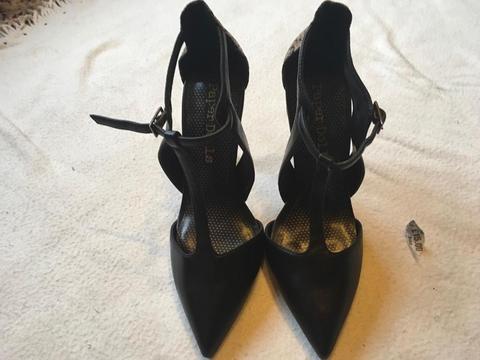 Paper Dolls size 4/37 Black/snakeskin heels Shoes brand new £10