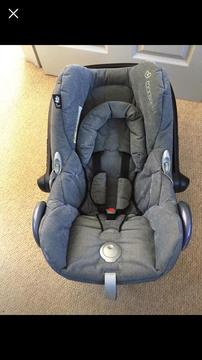 Maxi Cosi baby Car Seat can deliver