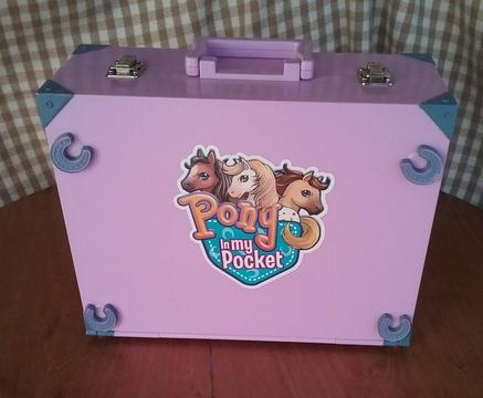 Pony in my Pocket Complete Riding & Equestrian Arena in Carry Case
