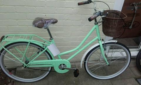 Brand new ladies Dutch style city town bike