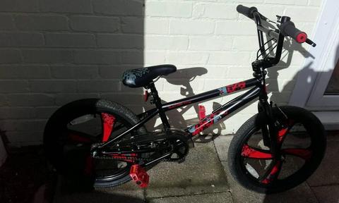 Ex demo bmx bike red